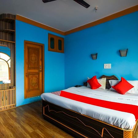 Oyo Hotel New Divine Kashmir Durgjan Ngoại thất bức ảnh