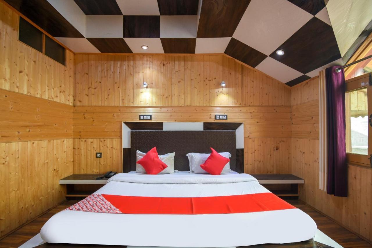 Oyo Hotel New Divine Kashmir Durgjan Ngoại thất bức ảnh